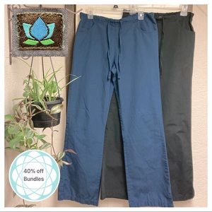 👛 2 pair scrub pants by maevn. Women’s, likely Med Tall, 32” inseam. Navy&black